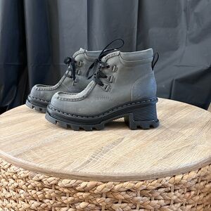 Dr Martens Corran 3I Gray Combat Boots (Size 10 US)